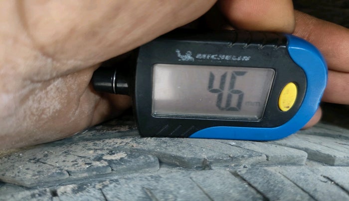 2012 Maruti Alto 800 LXI, Petrol, Manual, 41,878 km, tyre