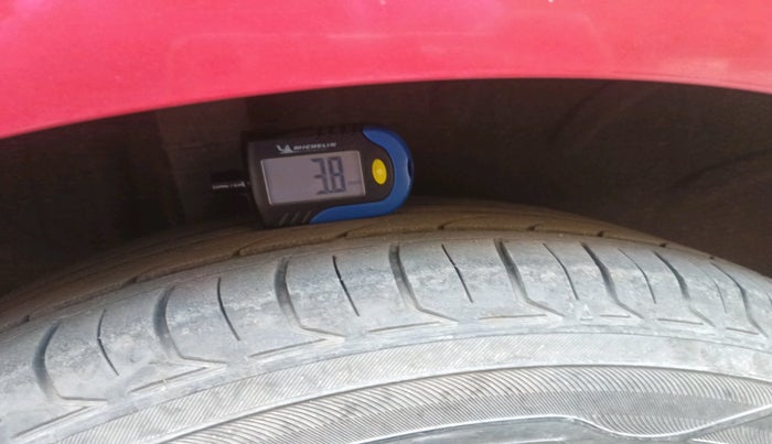 2011 Nissan Sunny XL, Petrol, Manual, 78,872 km, tyre