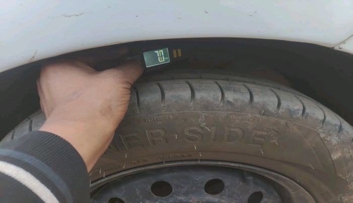 2019 Maruti Dzire VDI, Diesel, Manual, 1,01,970 km, tyre