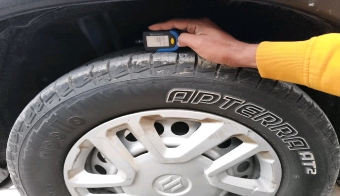 2020 Maruti Vitara Brezza LXI, Petrol, Manual, 77,302 km, tyre