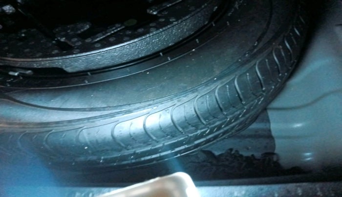 2016 Hyundai Creta SX PLUS 1.6 PETROL, Petrol, Manual, 1,02,749 km, tyre