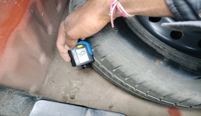 2019 Maruti Dzire VDI AMT, Diesel, Automatic, 87,982 km, tyre