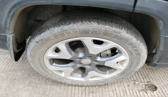 2019 Jeep Compass LIMITED PLUS DIESEL 4X4, Diesel, Manual, 1,91,746 km, tyre