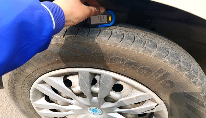 2013 Maruti Swift LDI, Diesel, Manual, 1,10,688 km, tyre