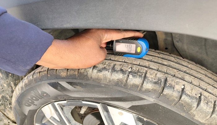 2022 Renault Kiger RXZ MT DUAL TONE, Petrol, Manual, 73,307 km, tyre