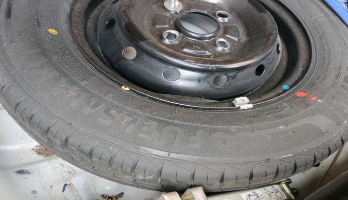 2022 Maruti Alto LXI O, Petrol, Manual, 37,206 km, tyre