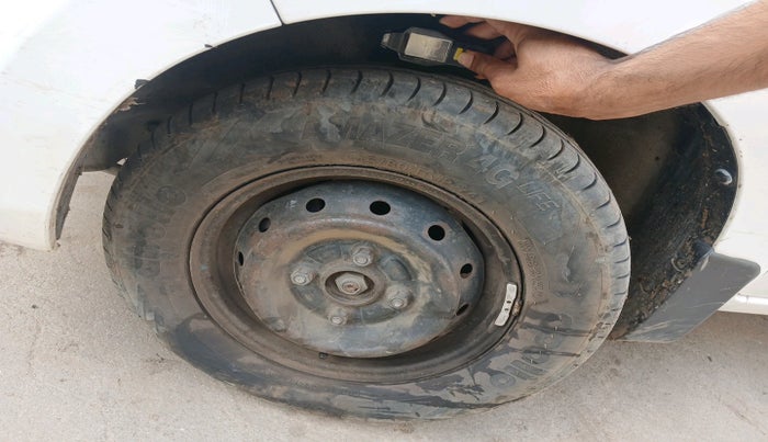 2015 Maruti Alto 800 LXI, Petrol, Manual, 71,997 km, tyre