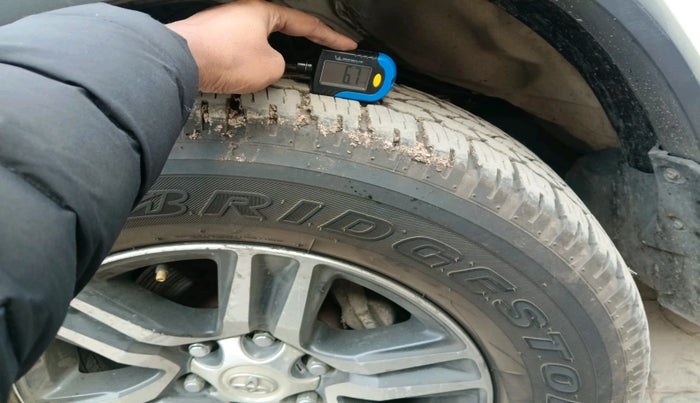 2017 Toyota Fortuner 2.8 4X2 MT, Diesel, Manual, 1,66,059 km, tyre