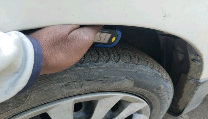 2018 Maruti Celerio VXI CNG, Petrol, Manual, 92,396 km, tyre