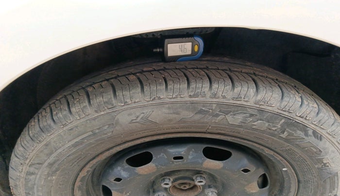 2011 Volkswagen Polo TRENDLINE 1.2L DIESEL, Diesel, Manual, 1,56,961 km, tyre