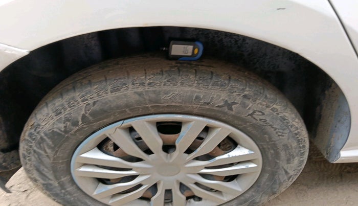 2011 Volkswagen Polo TRENDLINE 1.2L DIESEL, Diesel, Manual, 1,56,961 km, tyre