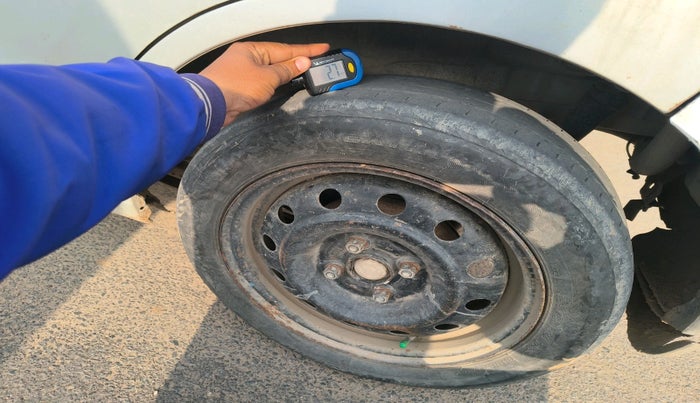 2014 Maruti Wagon R 1.0 VXI, Petrol, Manual, 91,072 km, tyre