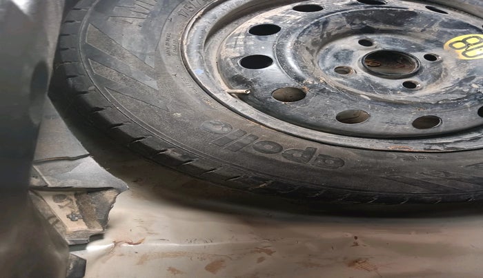 2024 Maruti Swift ZXi, Petrol, Manual, 45,251 km, tyre