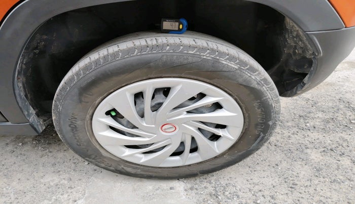 2022 Tata PUNCH ADVENTURE MT, Petrol, Manual, 37,321 km, tyre