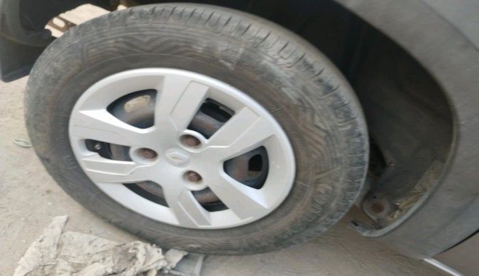 2018 Renault Kwid RXT 0.8, Petrol, Manual, 67,501 km, tyre