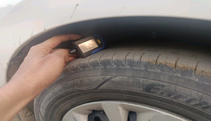 2020 Maruti Swift VXI, Petrol, Manual, 35,809 km, tyre