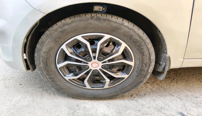 2011 Hyundai i10 SPORTZ 1.2, Petrol, Manual, 94,233 km, tyre