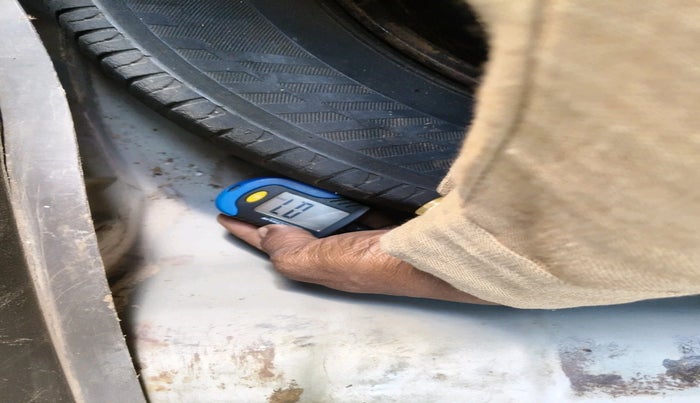 2011 Hyundai i10 SPORTZ 1.2, Petrol, Manual, 94,233 km, tyre