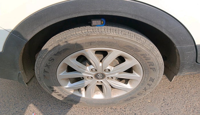 2019 Hyundai Creta SX 1.6 PETROL, Petrol, Manual, 84,746 km, tyre