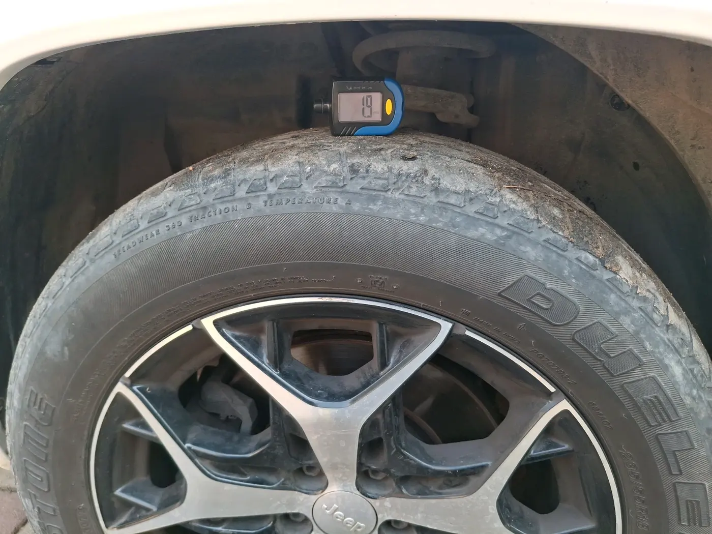 2022 Jeep MERIDIAN LIMITED (O) 4X2 AT, Diesel, Automatic, 67,855 km, tyre
