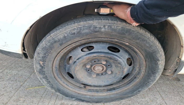 2015 Tata Zest XM PETROL, Petrol, Manual, 82,342 km, tyre