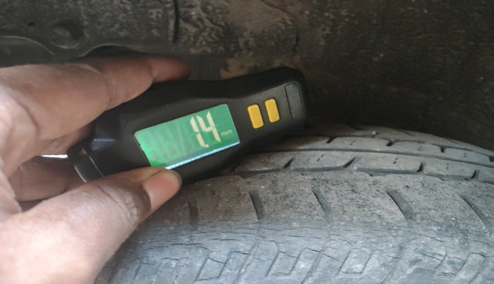 2013 Maruti Wagon R 1.0 VXI, Petrol, Manual, 39,151 km, tyre