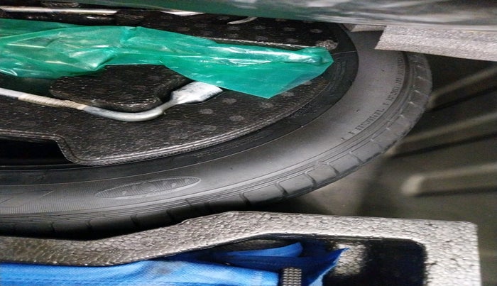 2018 Maruti Ciaz ZETA 1.5 SHVS MT PETROL, Petrol, Manual, 56,564 km, tyre