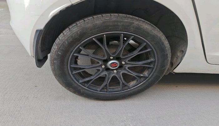 2020 Tata ALTROZ XT PETROL, Petrol, Manual, 72,603 km, tyre