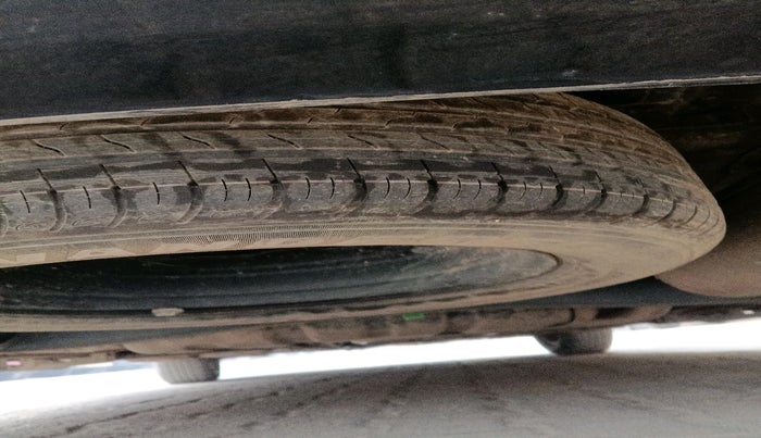 2022 KIA CARENS PRESTIGE PLUS 1.4 PETROL 7 STR, Petrol, Manual, 37,614 km, tyre