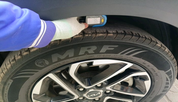 2022 KIA CARENS PRESTIGE PLUS 1.4 PETROL 7 STR, Petrol, Manual, 37,614 km, tyre