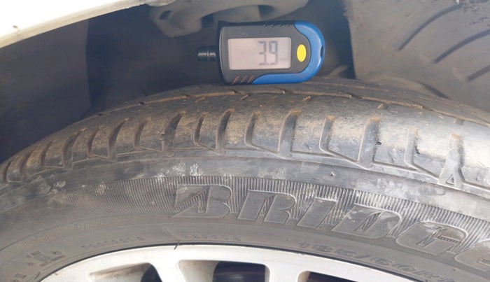 2015 Tata Zest XMS PETROL, Petrol, Manual, 86,647 km, tyre