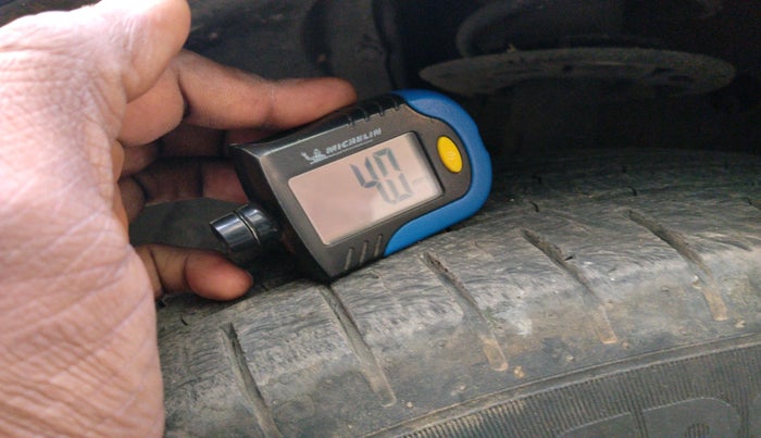 2021 Maruti Baleno ZETA PETROL 1.2, Petrol, Manual, 69,693 km, tyre