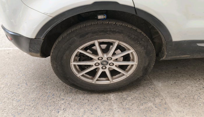 2012 Landrover Range Rover 3.0 TDV6 HSE, Diesel, Automatic, 89,125 km, tyre