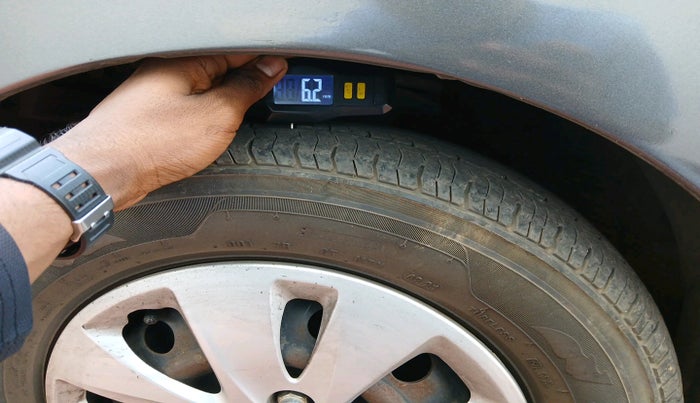 2012 Hyundai i10 SPORTZ 1.2 AT, Petrol, Automatic, 58,423 km, tyre