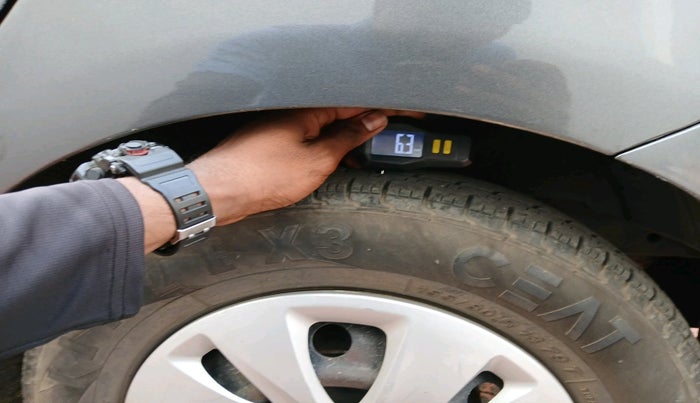 2012 Hyundai i10 SPORTZ 1.2 AT, Petrol, Automatic, 58,423 km, tyre