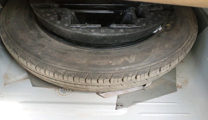 2019 Skoda Rapid AMBITION 1.6 MPI AT, Petrol, Automatic, 35,997 km, tyre