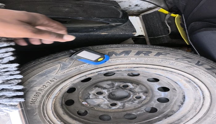 2013 Hyundai Eon D-LITE + LPG, Petrol, Manual, 1,67,050 km, tyre