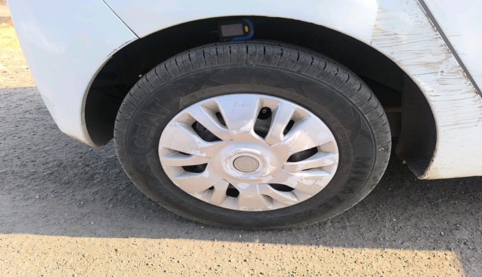 2013 Hyundai Eon D-LITE + LPG, Petrol, Manual, 1,67,050 km, tyre