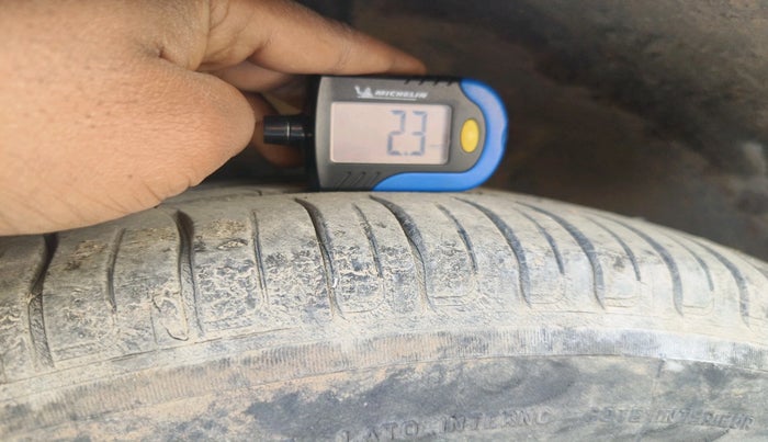 2013 Renault Fluence 1.5 E4, Diesel, Manual, 84,023 km, tyre