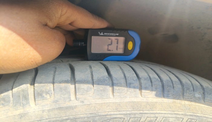 2013 Renault Fluence 1.5 E4, Diesel, Manual, 84,023 km, tyre