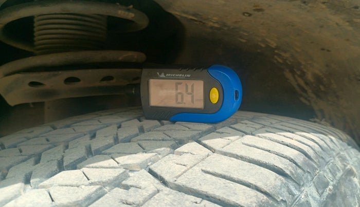 2019 Tata Harrier XZ 2.0L, Diesel, Manual, 1,28,431 km, tyre