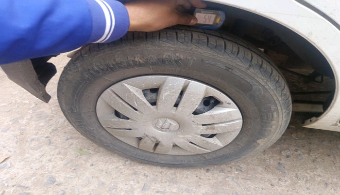 2022 Maruti Alto VXI, Petrol, Manual, 17,514 km, tyre