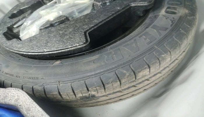 2023 Maruti Ciaz DELTA 1.5 SHVS MT PETROL, Petrol, Manual, 19,432 km, tyre