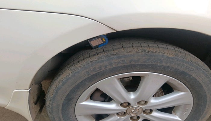 2011 Toyota Corolla Altis G DIESEL, Diesel, Manual, 1,57,894 km, tyre