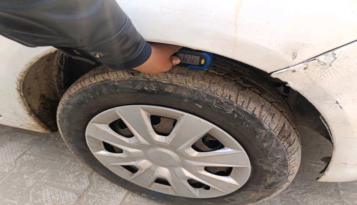 2013 Ford Figo EXI 1.4 DIESEL, Diesel, Manual, 1,11,890 km, tyre