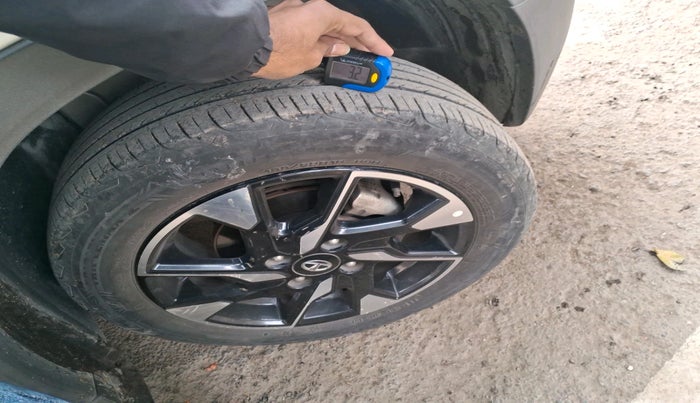 2023 Tata PUNCH ACCOMPLISHED DAZZLE SUNROOF CNG MT, Petrol, Manual, 69,474 km, tyre