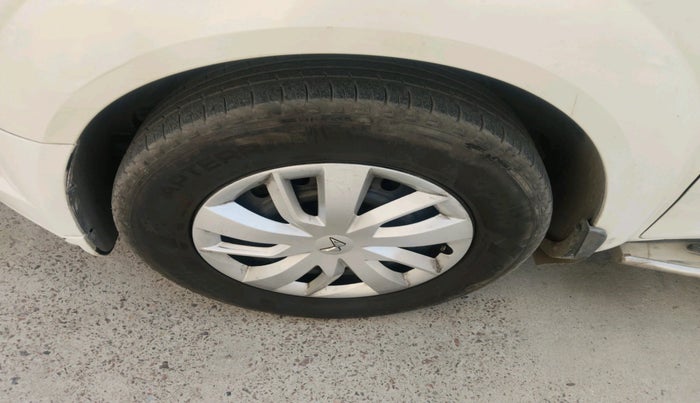 2016 Mahindra XUV500 W4, Diesel, Manual, 1,20,696 km, tyre