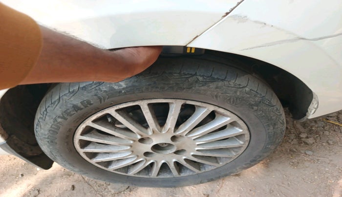 2014 Tata Zest XM PETROL, Petrol, Manual, 1,70,892 km, tyre