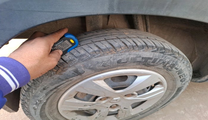 2017 Renault Kwid RXL, Petrol, Manual, 51,542 km, tyre