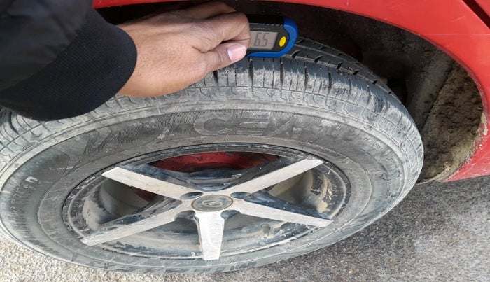 2021 Maruti Swift VXI, Petrol, Manual, 64,013 km, tyre